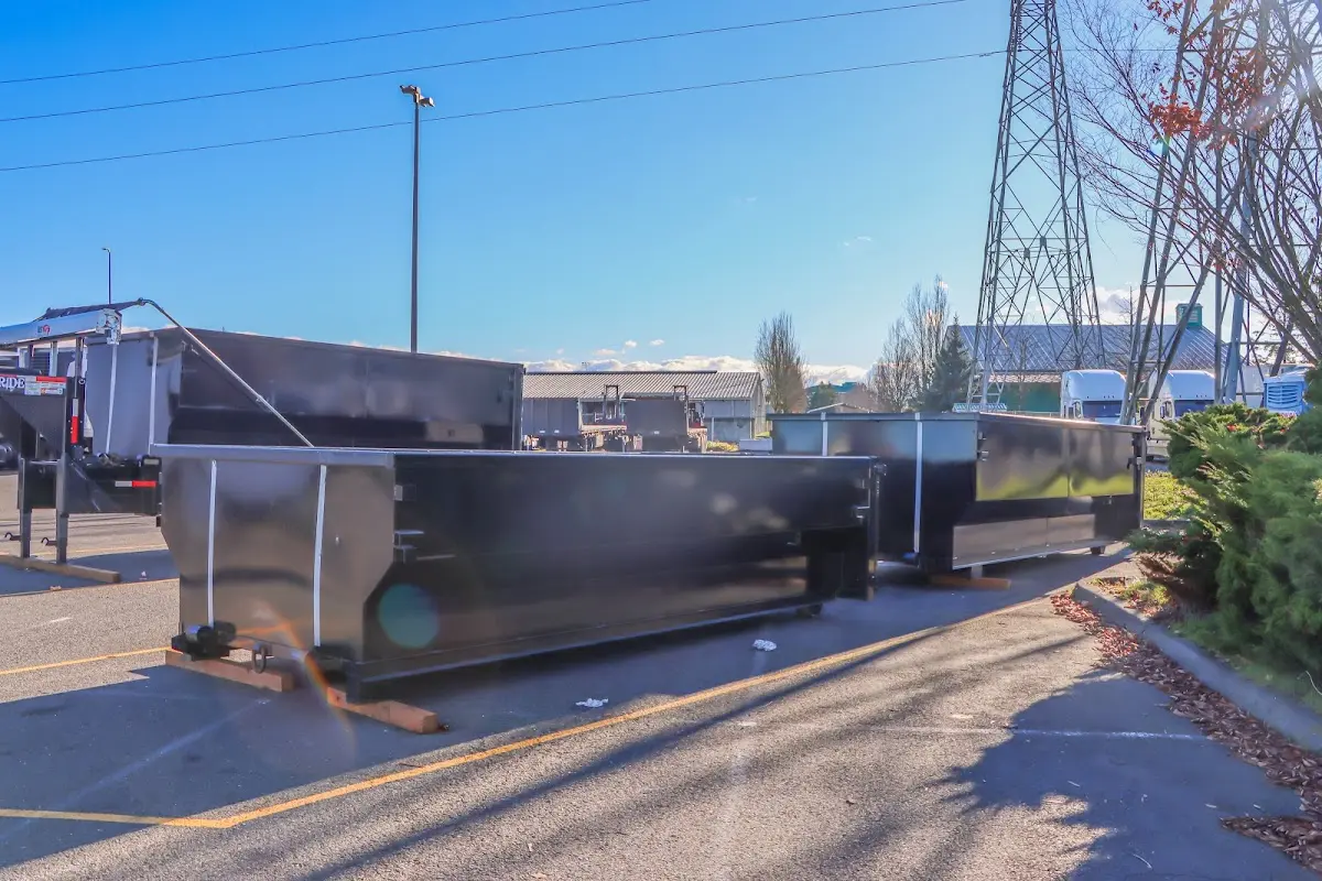 Professional dumpster rental and junk removal service in Dunean